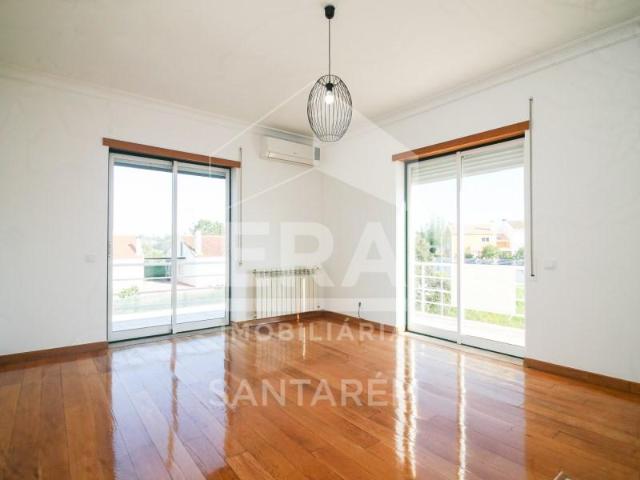 Apartamentos 3 quarto, Santarém Santarém DLS101452402