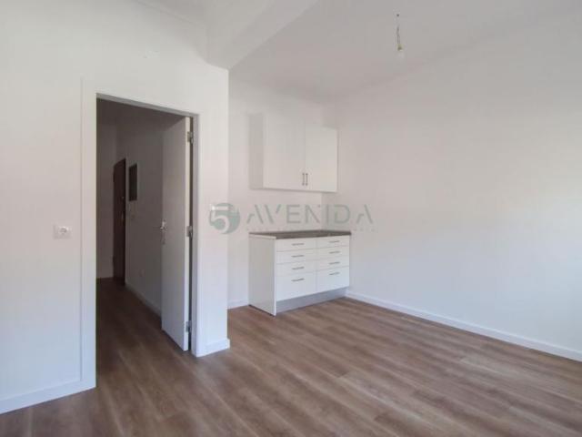 Apartamentos 3 quarto, Setúbal Barreiro 2830 DLS100900875