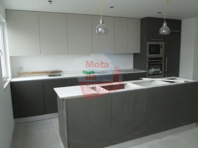 Apartamentos 3 quarto, Setúbal Barreiro 2830 DLS102629210