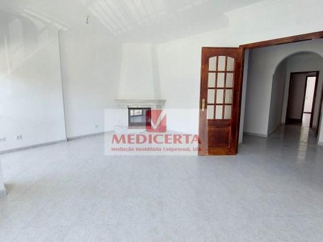 Apartamentos 3 quarto, Sintra Sintra DLS98187978