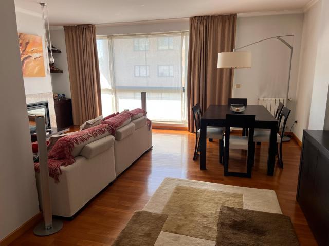 Apartamentos 3 quarto, Porto Porto 4100 009 DLS68915493