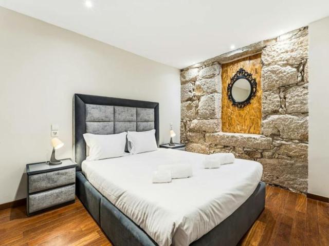 Apartamentos 3 quarto, Porto Porto 4350 185 ES103339025