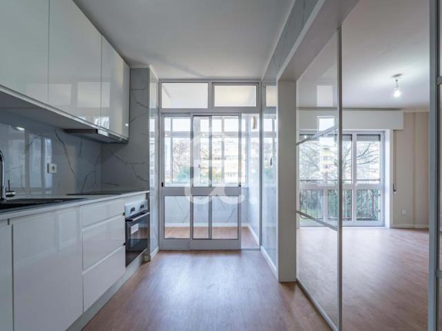Apartamentos 3 quarto, Porto Porto DLS99233128
