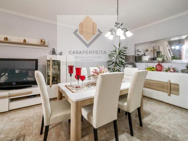 Apartamentos 3 quarto, Vila Nova de Gaia Vila Nova de Gaia DLS94600390