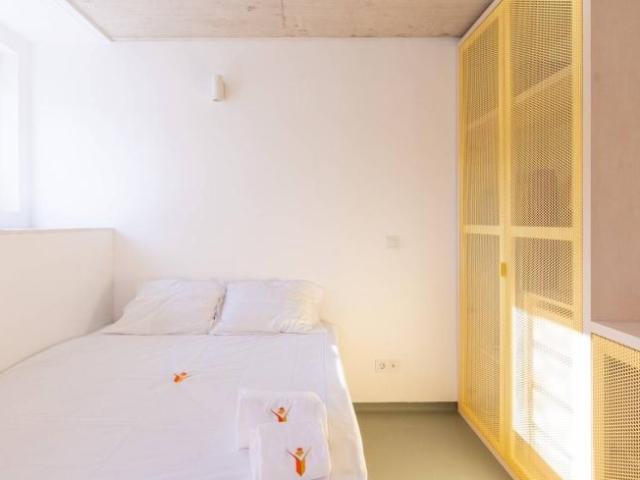 Apartamentos 10 quarto, lisbon lisbon 1600 081 ES101693901