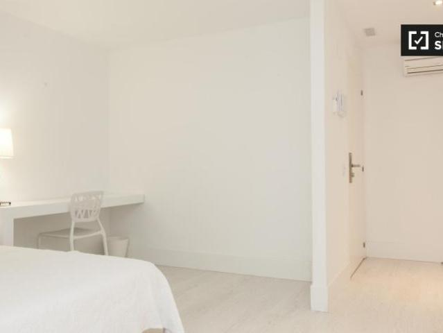 Apartamentos 12 Dormitorio Madrid Madrid ELS96347389