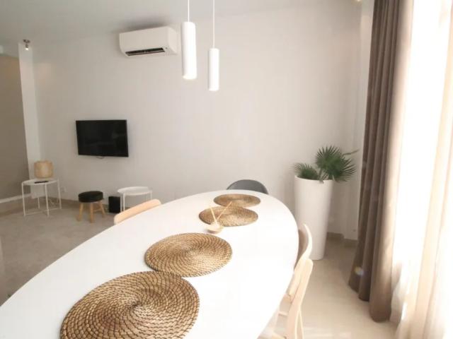 Apartamentos 1 Dormitorio Málaga Málaga ES95944611