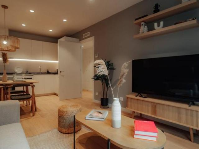 Apartamentos 1 Dormitorio Barcelona Barcelona ES101818133