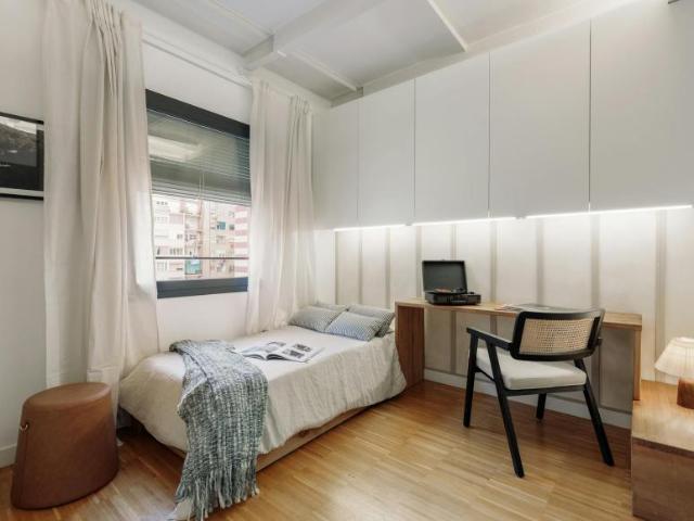 Apartamentos 1 Dormitorio Barcelona Barcelona ES103800528
