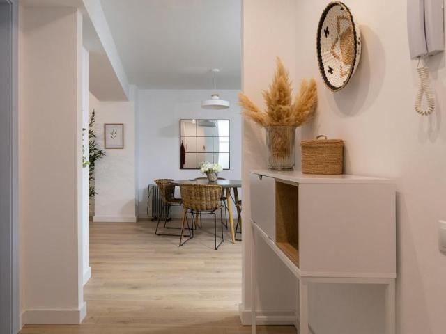 Apartamentos 1 Dormitorio Valencia Valencia ES104784618