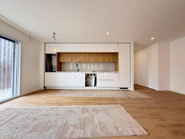 Apartamentos 1 quarto, Almada Almada DLS98963941