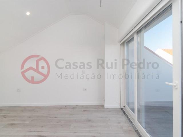 Apartamentos 1 quarto, Barreiro Barreiro DLS98374744