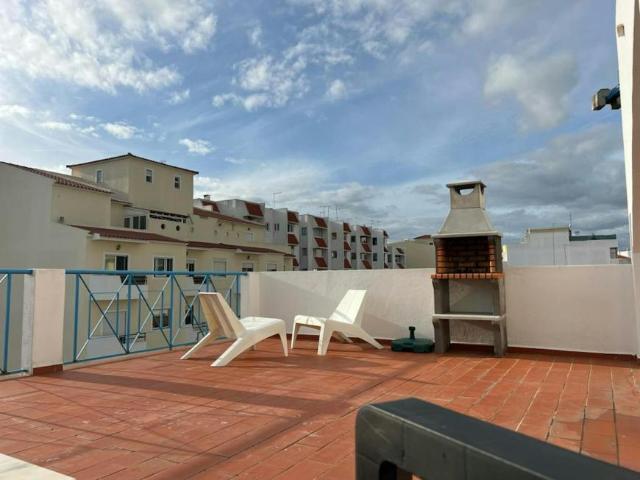 Apartamentos 1 quarto, Lagoa Lagoa 8400 376 DLS92161416