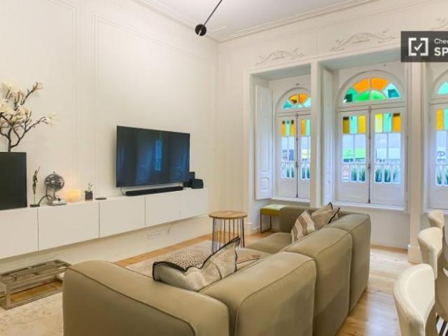 Apartamentos 1 quarto, lisbon lisbon 1050 095 ES101810819