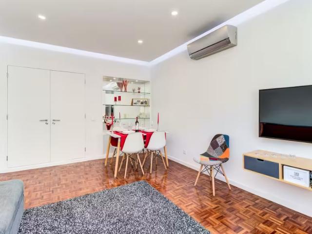 Apartamentos 1 quarto, Lisbon Lisbon 1050 131 DLS95921712