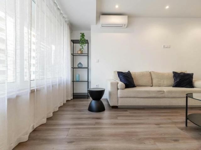 Apartamentos 1 quarto, Lisbon Lisbon 1070 159 ES100494551