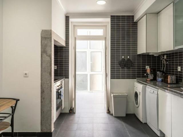 Apartamentos 1 quarto, Lisbon Lisbon 1170 077 ELS95513574