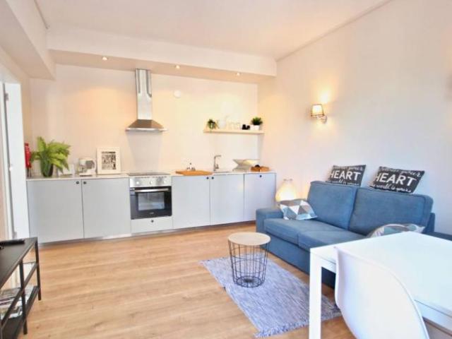 Apartamentos 1 quarto, lisbon lisbon 1250 083 ES101824393