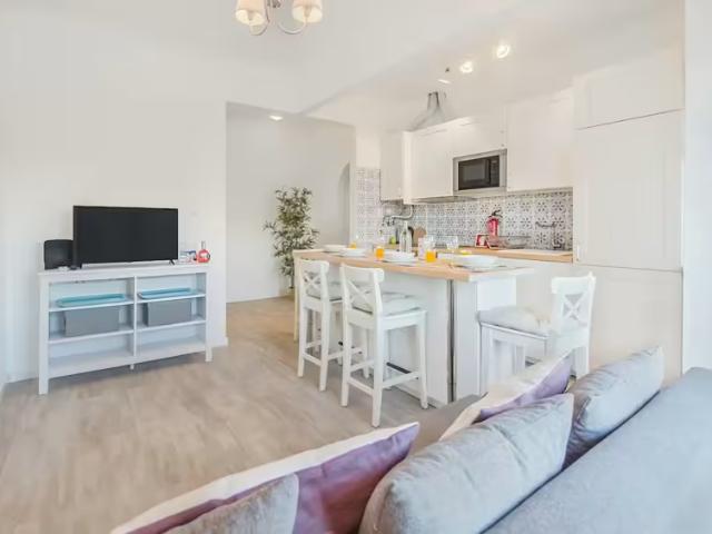 Apartamentos 1 quarto, Lisbon Lisbon 1700 227 DLS98636254