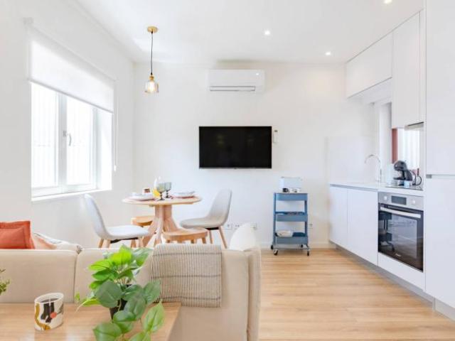 Apartamentos 1 quarto, porto porto 4050 616 DLS100307338