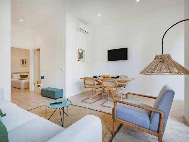 Apartamentos 1 quarto, Porto Porto 4050 041 ES98634431