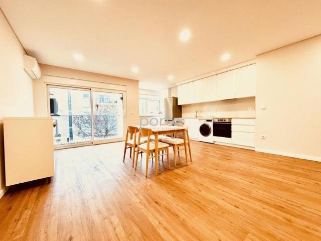 Apartamentos 1 quarto, Porto Porto 4200 ES99411015