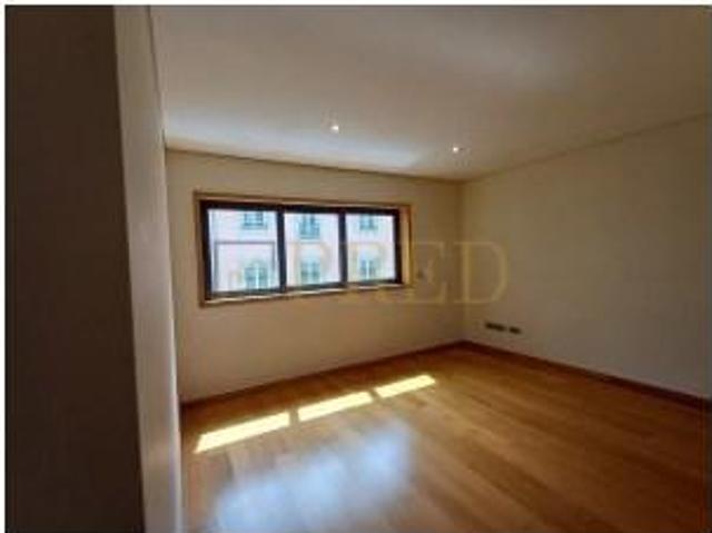 Apartamentos 1 quarto, Porto Porto DLS97120311