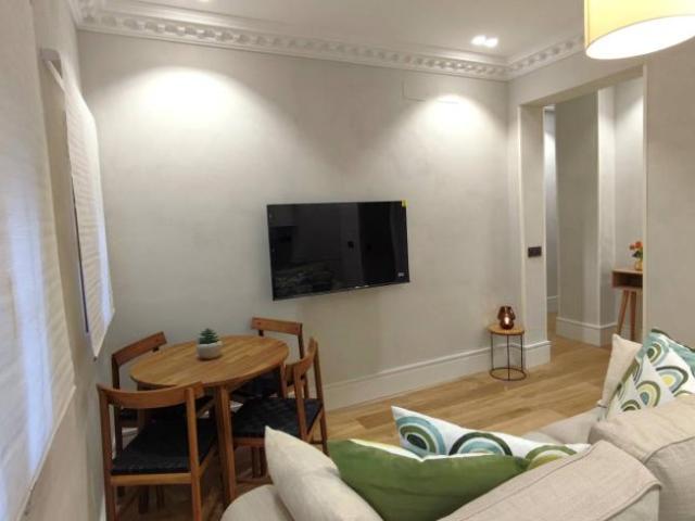 Apartamentos 2 Dormitorio Madrid Madrid ELS98960836