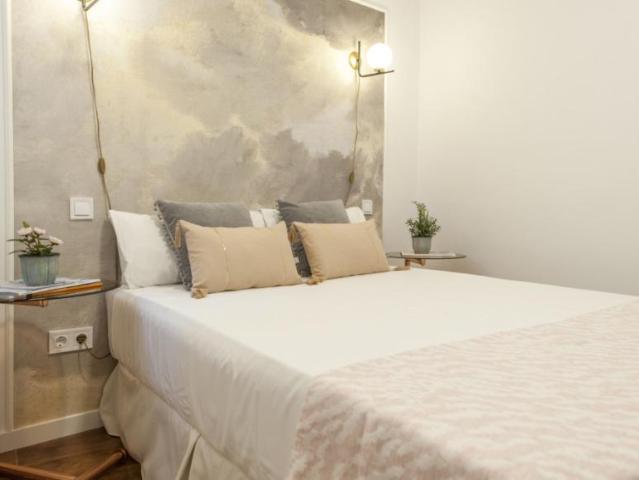 Apartamentos 2 Dormitorio Madrid Madrid ES77945345