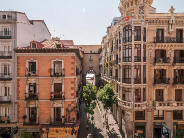 Apartamentos 2 Dormitorio Madrid Madrid ES77945804