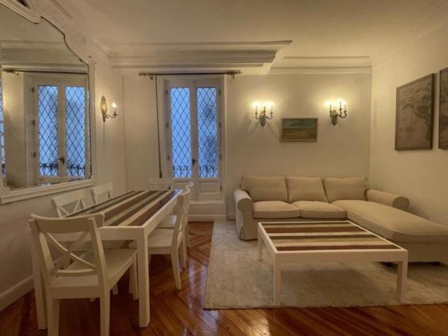Apartamentos 2 Dormitorio Madrid Madrid ES86849752