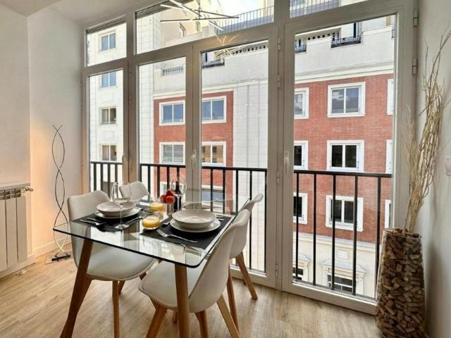 Apartamentos 2 Dormitorio Madrid Madrid ES100727884