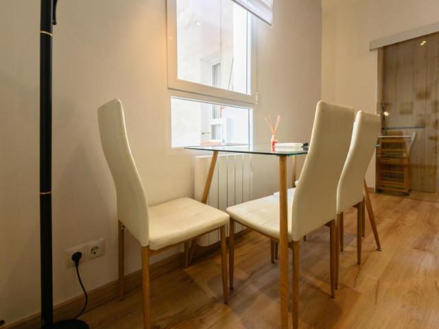 Apartamentos 2 Dormitorio Madrid Madrid ES100913603