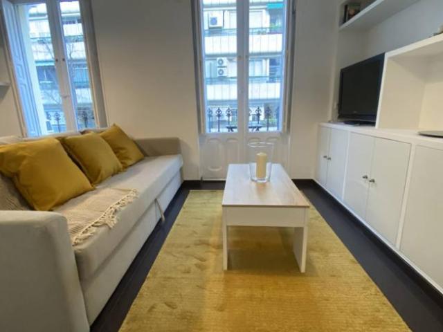 Apartamentos 2 Dormitorio Madrid Madrid ES101191199