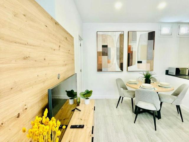 Apartamentos 2 Dormitorio Madrid Madrid ES102852454
