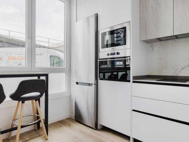 Apartamentos 2 Dormitorio Madrid Madrid ES103273573