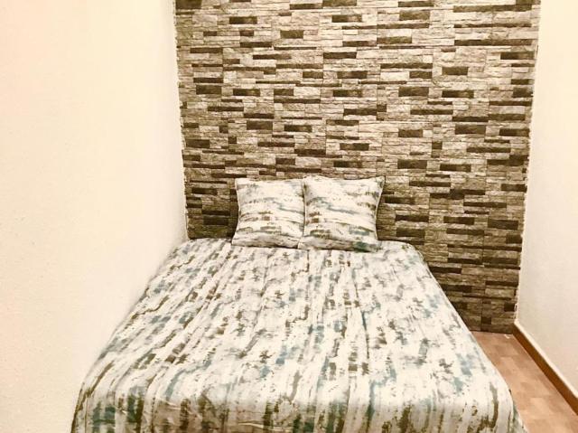Apartamentos 2 Dormitorio Madrid Madrid ES104000383