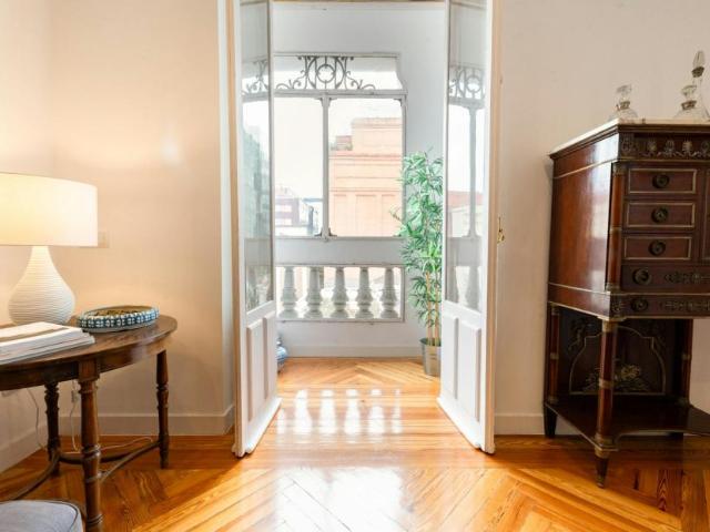 Apartamentos 2 Dormitorio Madrid Madrid ES104182131