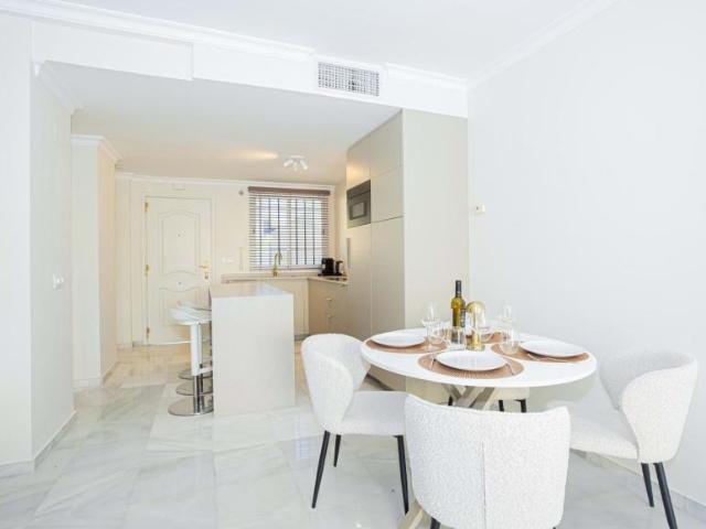 Apartamentos 2 Dormitorio Málaga Andalusia ES100039067