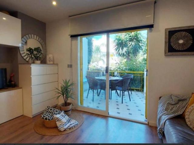 Apartamentos 2 Dormitorio Alicante Alicante ES104800886