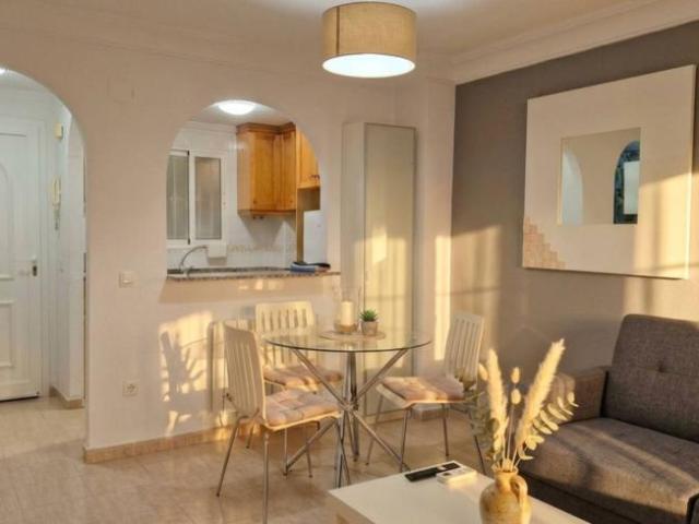 Apartamentos 2 Dormitorio Alicante Alicante ES103372340