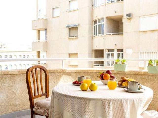Apartamentos 2 Dormitorio Almería Andalucía ES98303600