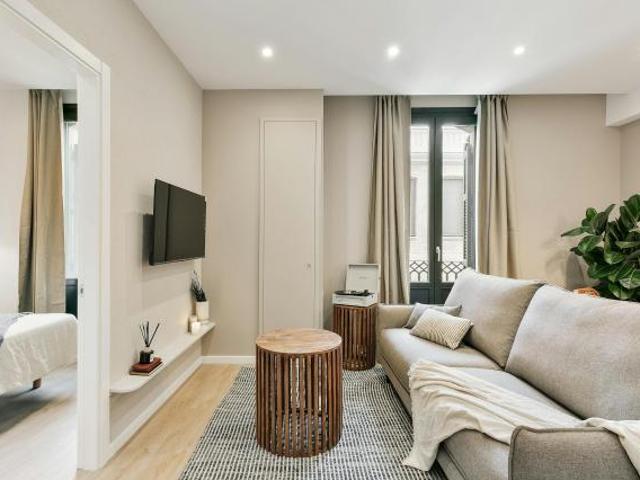 Apartamentos 2 Dormitorio Barcelona Barcelona ES87317602
