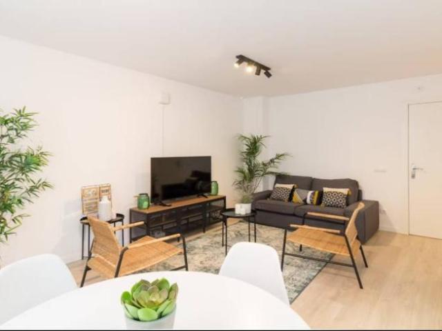 Apartamentos 2 Dormitorio Barcelona Barcelona ES100982249