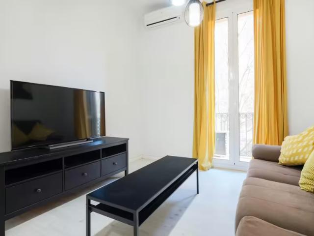 Apartamentos 2 Dormitorio Barcelona Barcelona ES100384580