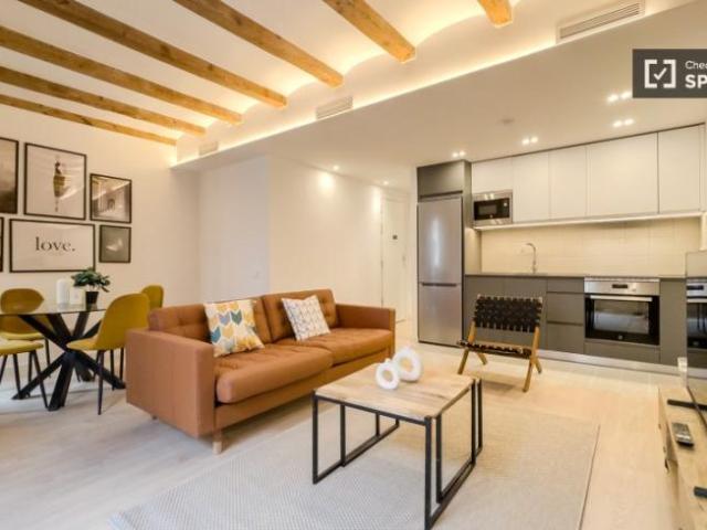 Apartamentos 2 Dormitorio Barcelona Barcelona ES100385398