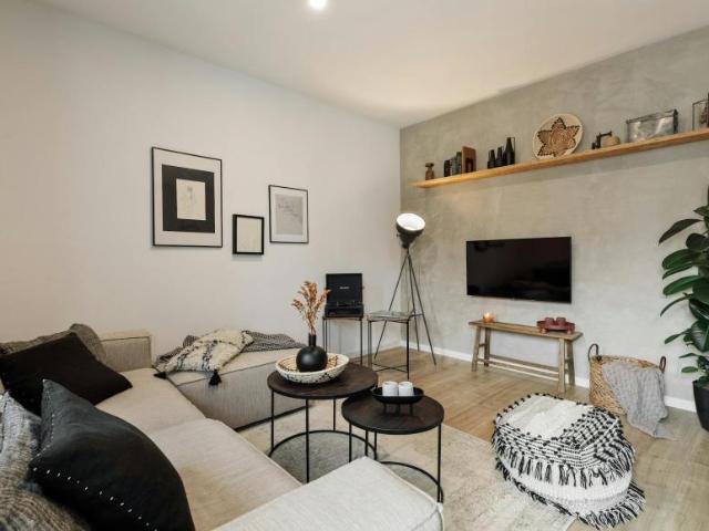 Apartamentos 2 Dormitorio Barcelona Barcelona ES101409125