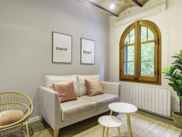 Apartamentos 2 Dormitorio Barcelona Barcelona ES101737102