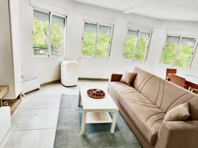Apartamentos 2 Dormitorio Barcelona Barcelona ES101814104