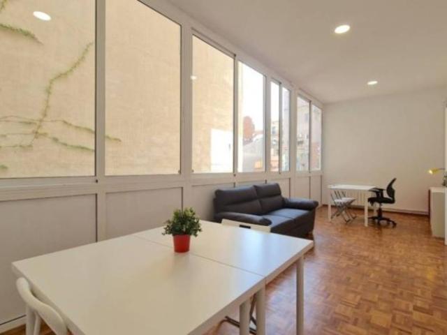 Apartamentos 2 Dormitorio Barcelona Barcelona ES101820884